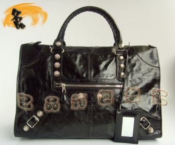 084334A (jng)AŮʿ BALENCIAGAC(j)܇(ch) ҕr(sh)e