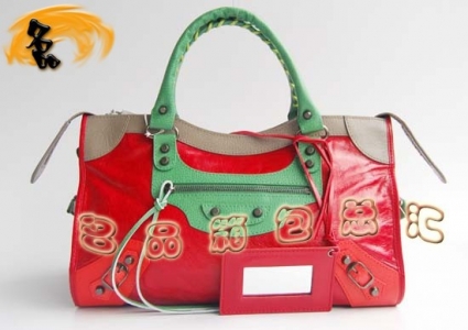 084332   BalenciagaC(j)܇ ҆μ M(jn)ţƤ(jng)rŮ tɫ