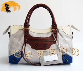 084332 Balenciagaμ ҙC(j)܇ M(jn)ţƤ(jng)rŮ \ɫ