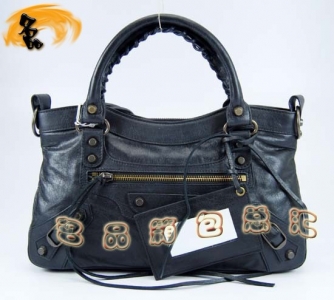 103208  Balenciagaμ ҙC(j)܇ M(jn)Ƥr(sh)Ů  ɫ