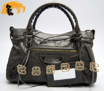 103208  ҆μ BalenciagaC(j)܇ M(jn)Ƥr(sh)Ů  ɫ