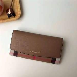 39555091 Burberry͌ Bannerִϵ Housey ƴƤL(zhng)XA ɳɫ