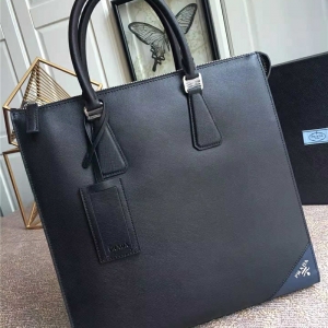 Prada_(d)а Pradaʿİ {(ln)ǇO _(d)Q ɫ