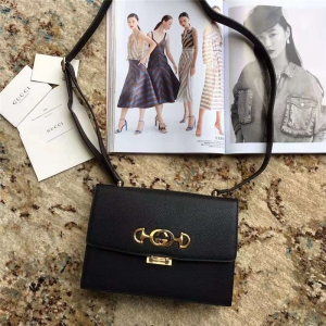 576388 GucciŮ Zumiϵ Ƥ ʽGR㕿 С̖(ho) Gucci米 ɫ