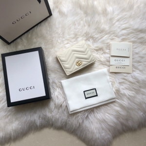 546580 Gucci GG MarmontWpVƤС̖(ho)X ̰ɫ