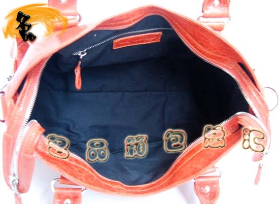 084328A Balenciagaμ BalenciagaC(j)܇  M(jn)ƤŮ ɫ