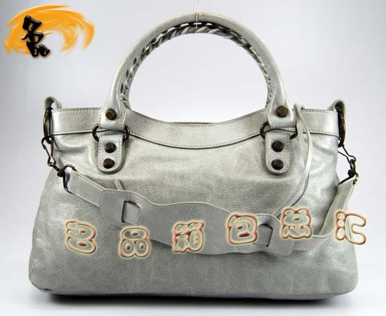 103208  ҙC(j)܇ Balenciagaμ M(jn)Ƥr(sh)Ů  \ɫ