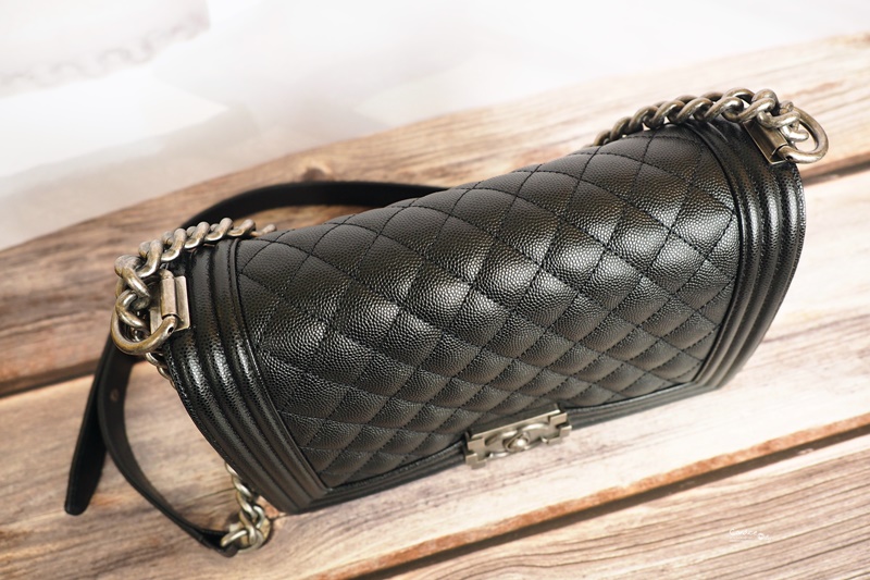 ӛձ؛I΃ CHANEL LEBOY 25_ȃrλ!
