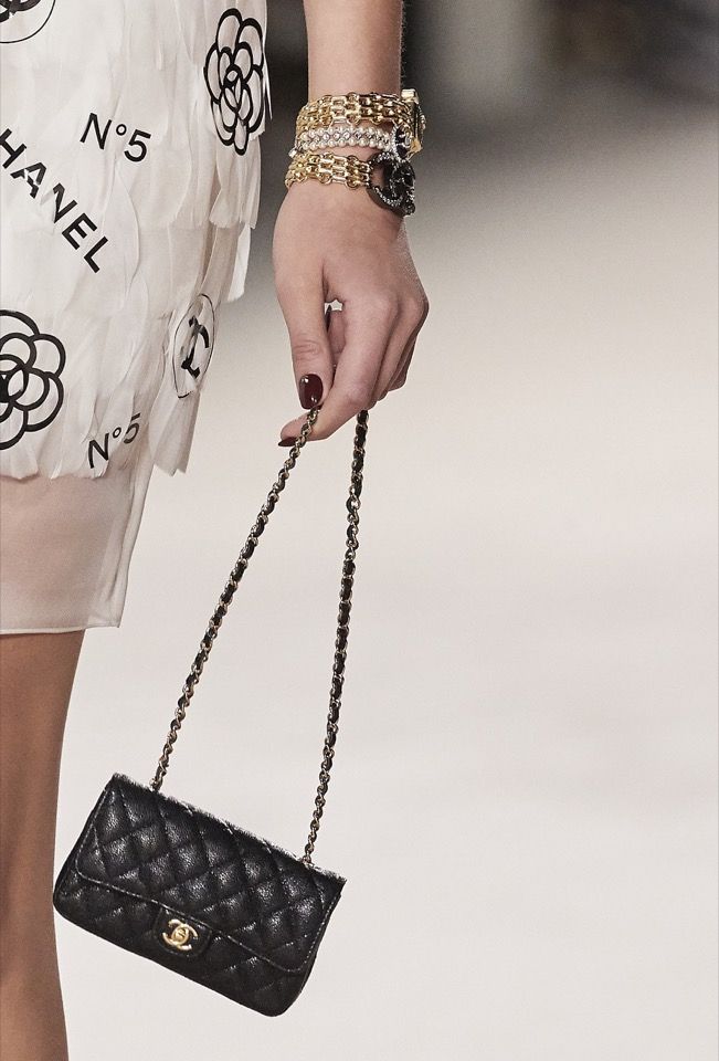 Chanel ɫClassic Flap ϵִۃr