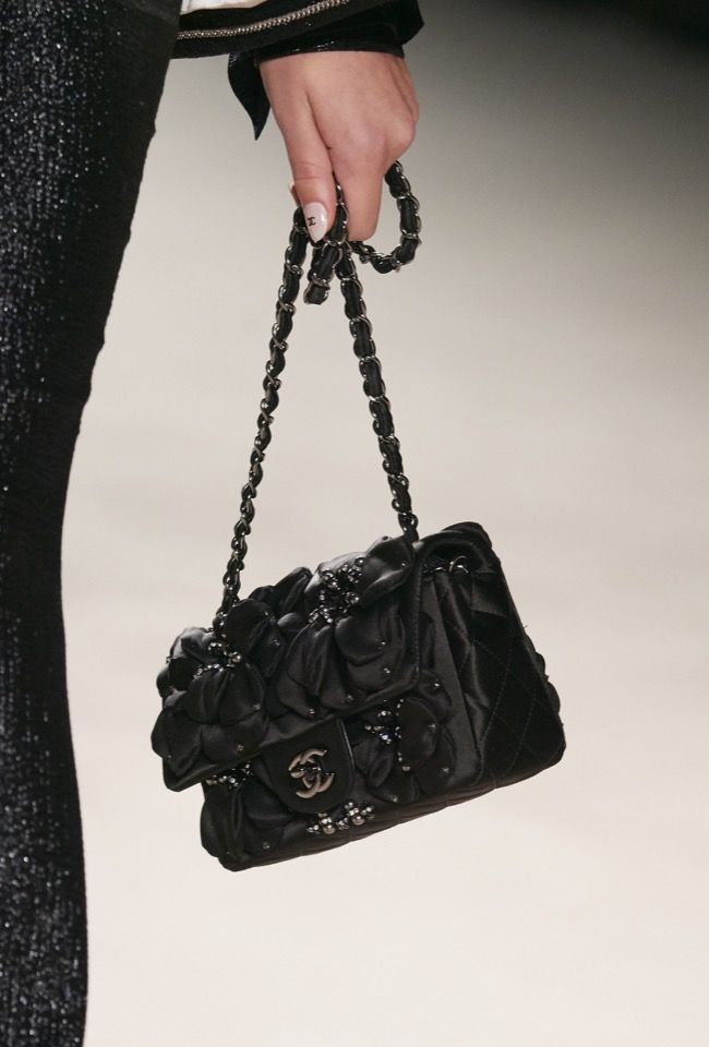Chanel ɫz|(zh)wDClassic Flap ϵִ$78,300