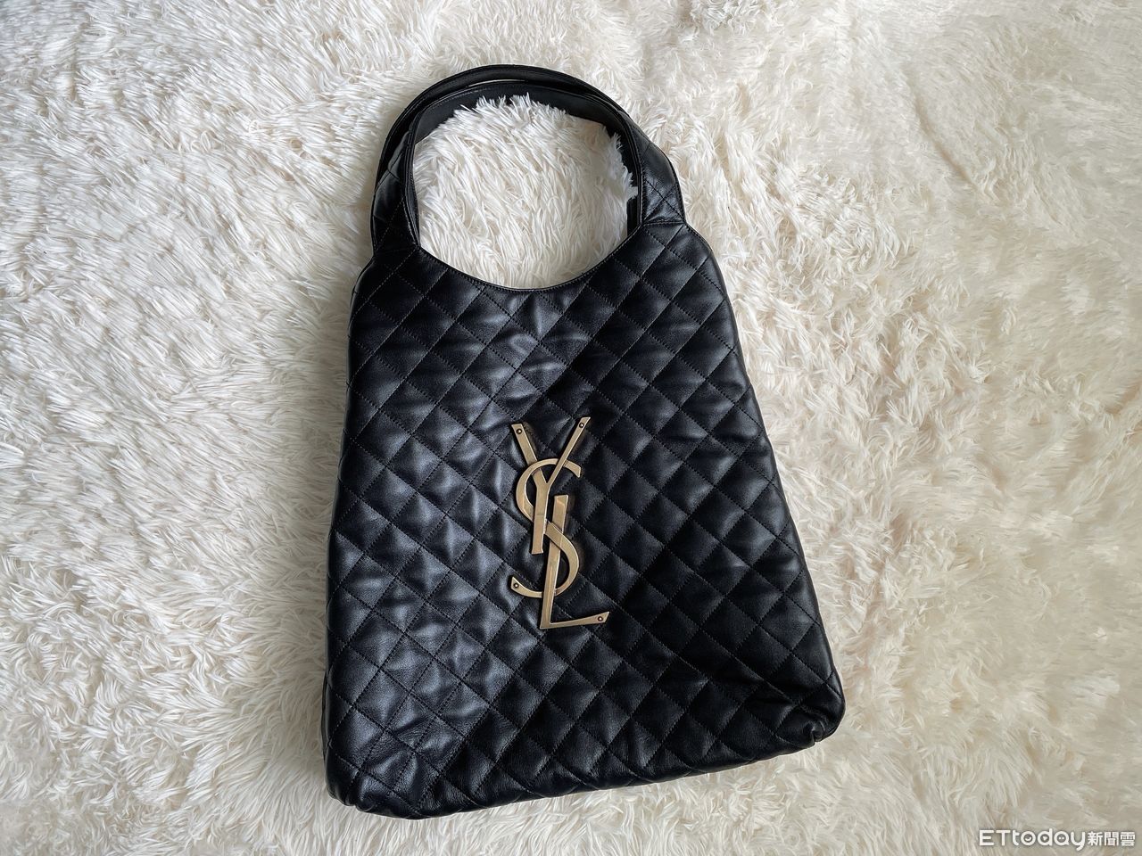 YSL ICARE Dӛtzz