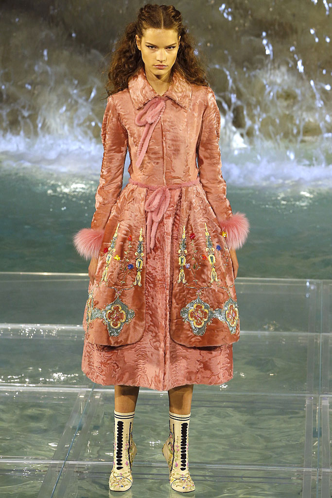 Fendi 2016ﶬ߼аl(f)
